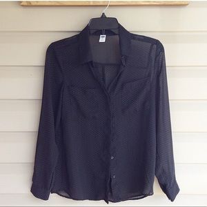 Old Navy sheer polka dot l/s blouse. Ex cond. XS